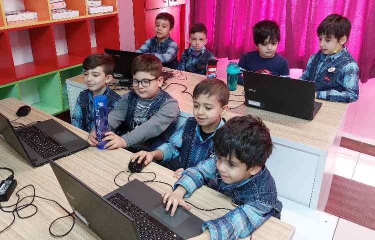 :رایانه، آموزش برنامه نقاشی، کلاس توت فرنگی 3