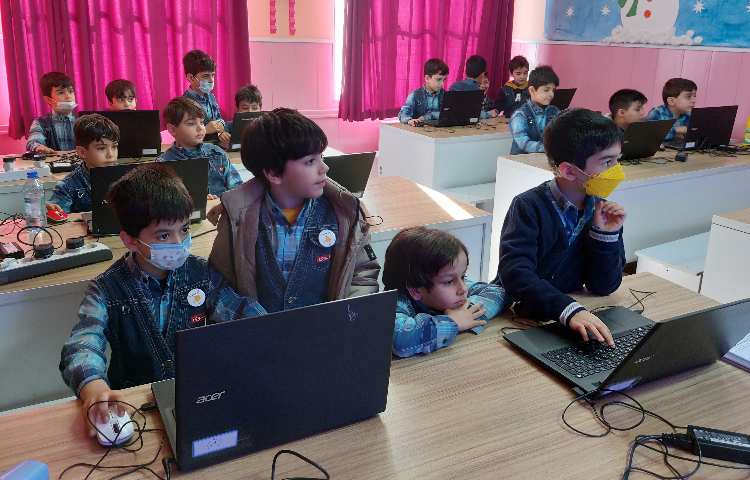 :رایانه، آموزش برنامه نقاشی، کلاس سیب 2