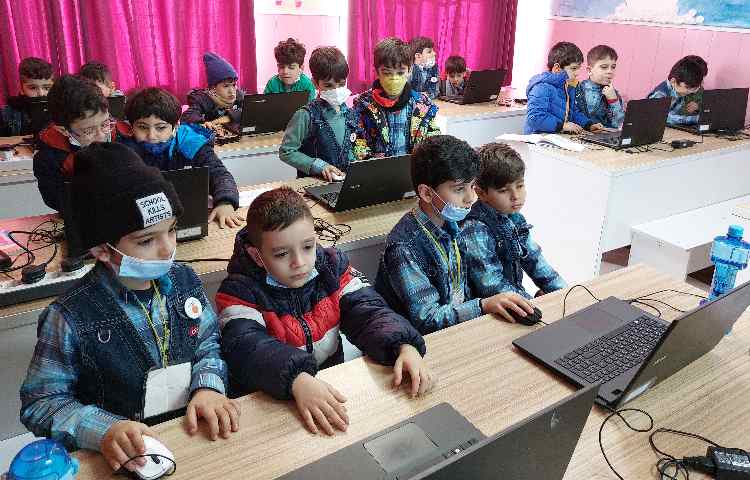 :رایانه، آموزش برنامه نقاشی، کلاس پرتقال