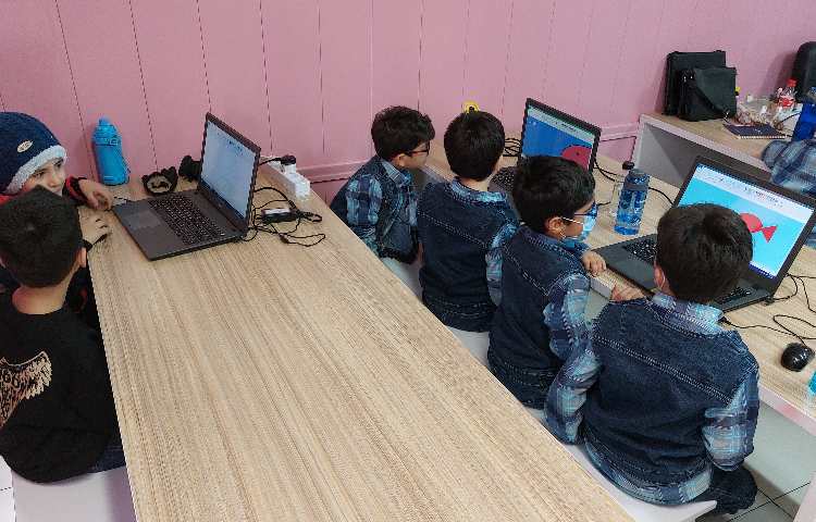 :رایانه، آموزش برنامه paint، کلاس انگور 4