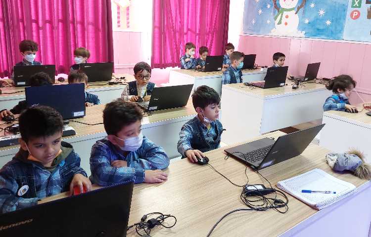 :رایانه، آموزش تغییر عکس پس زمینه، کلاس شاپرک