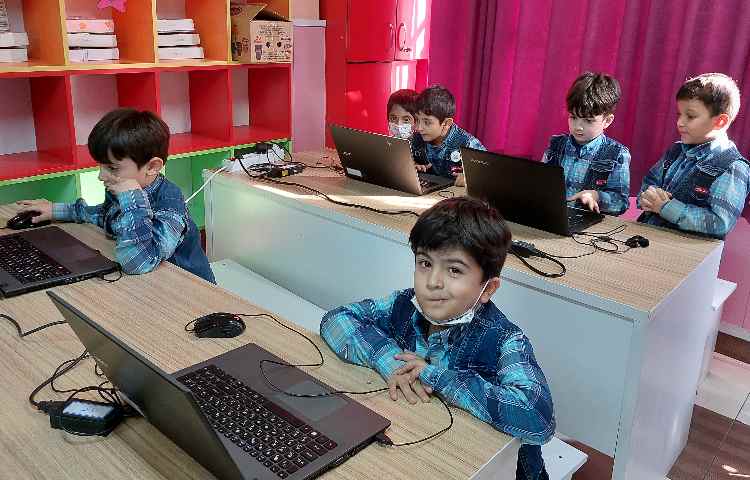 :رایانه، آموزش تغییر عکس پس زمینه، کلاس قاصدک 2