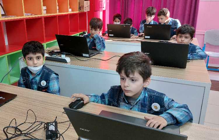 :رایانه، آموزش تغییر عکس پس زمینه، کلاس قاصدک 3