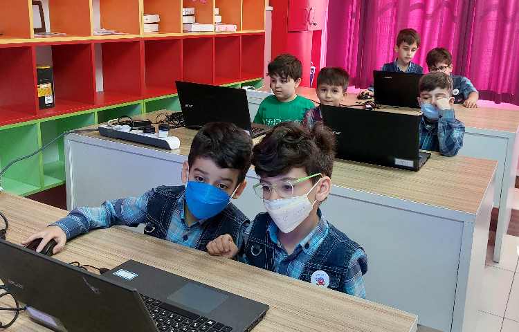 :رایانه، آموزش تغییر محافظ صفحه نمایش، کلاس توت فرنگی 4