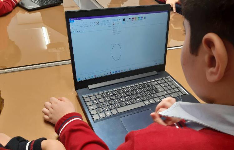 رایانه - آموزش خط دور و داخل شکل 2