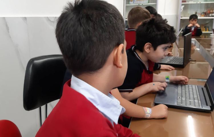 رایانه -آموزش خط راست و خط خمیده 1