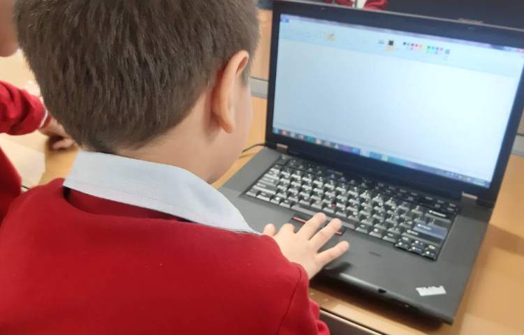 رایانه - آموزش خط راست و خط خمیده 1