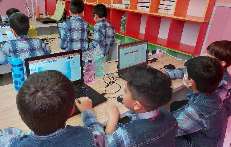 :رایانه، آموزش طراحی اسلاید ها، کلاس زمین 5