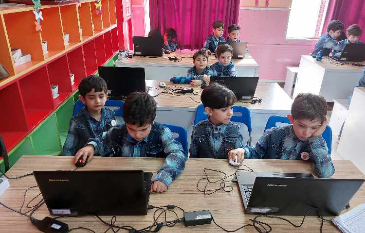 :رایانه، آموزش مبانی ویندوز، کلاس قاصدک 1