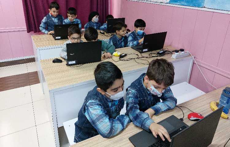 :رایانه، آموزش ورد، کلاس فضانوردان 1