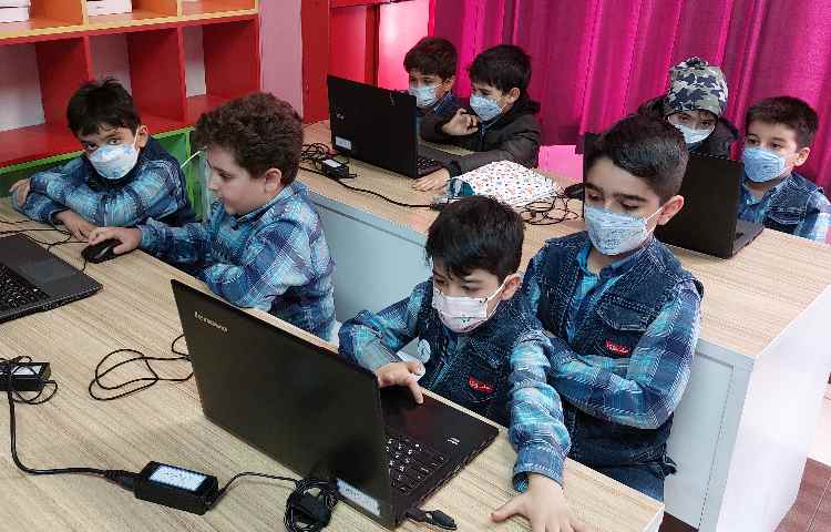 :رایانه، آموزش ورد، کلاس فضانوردان 2