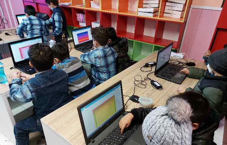 :رایانه، آموزش ورد، کلاس فضانوردان 2