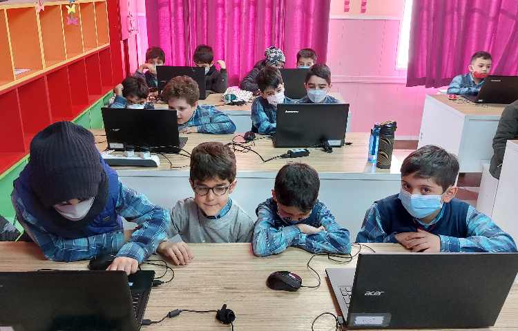 :رایانه، آموزش ورد، کلاس فضانوردان 4