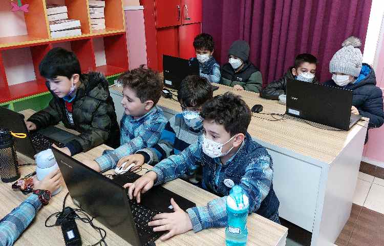 :رایانه، آموزش ورد، کلاس فضانوردان 4