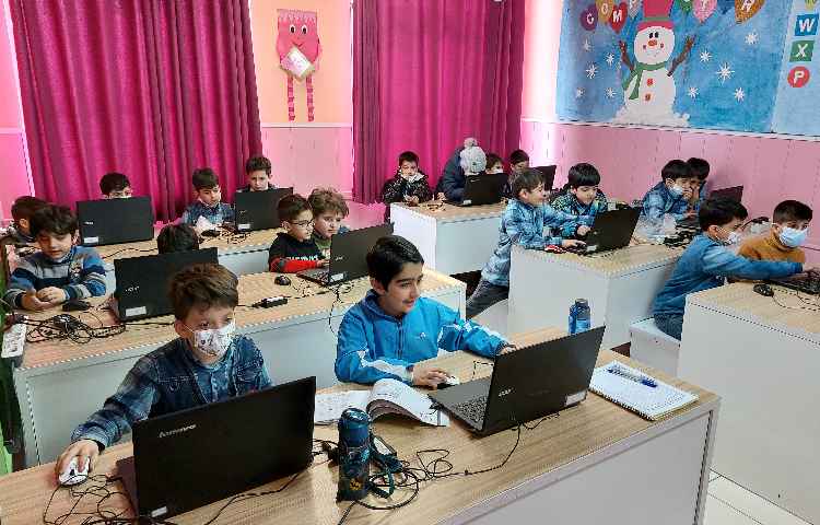 :رایانه، آموزش ورد، کلاس فضانوردان