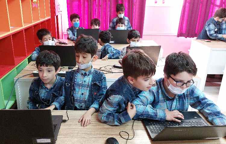 :رایانه، آموزش ورد، کلاس کوهنوردان 4