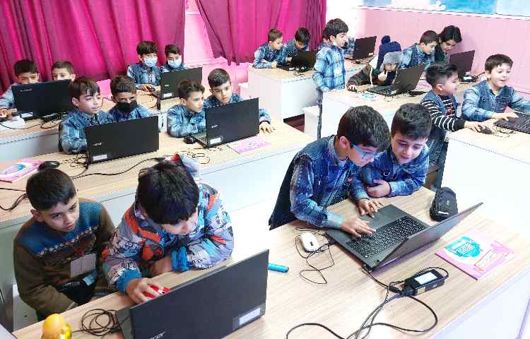 رایانه، آموزش پاورپوینت، کلاس زمین 1