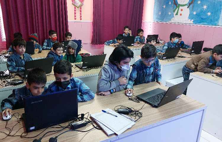 :رایانه، آموزش پاورپوینت، کلاس زمین 1