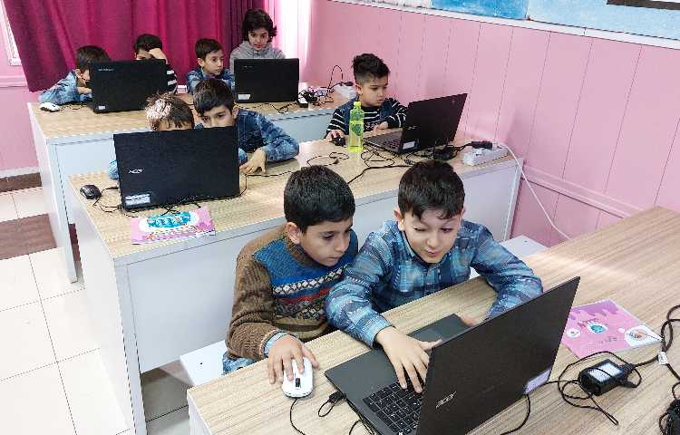 :رایانه، آموزش پاورپوینت، کلاس زمین 1