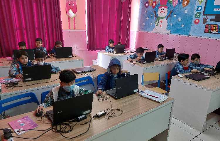 :رایانه، آموزش پاورپوینت، کلاس زمین 1