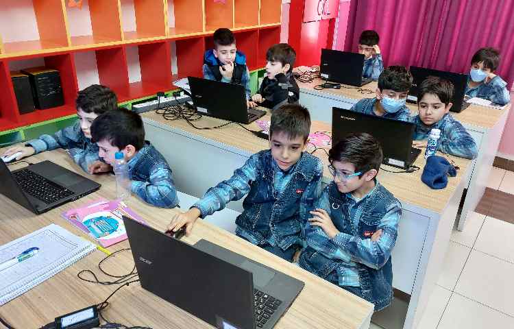 :رایانه، آموزش پاورپوینت، کلاس زمین 2