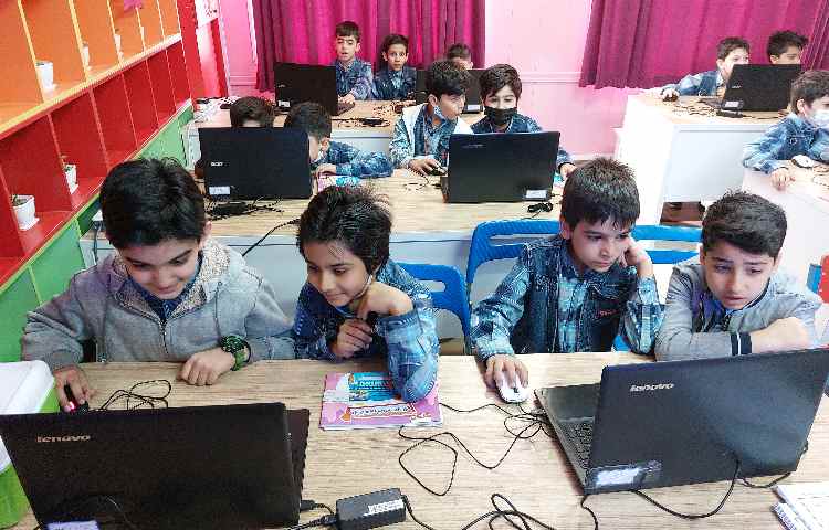 :رایانه، آموزش پاورپوینت، کلاس زمین 2