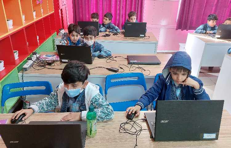 :رایانه، آموزش پاورپوینت، کلاس زمین 2