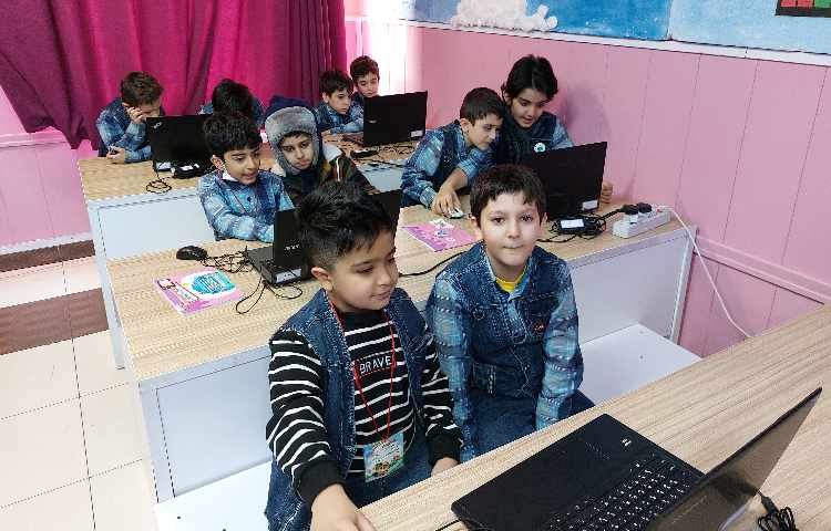 رایانه، آموزش پاورپوینت، کلاس زمین 3