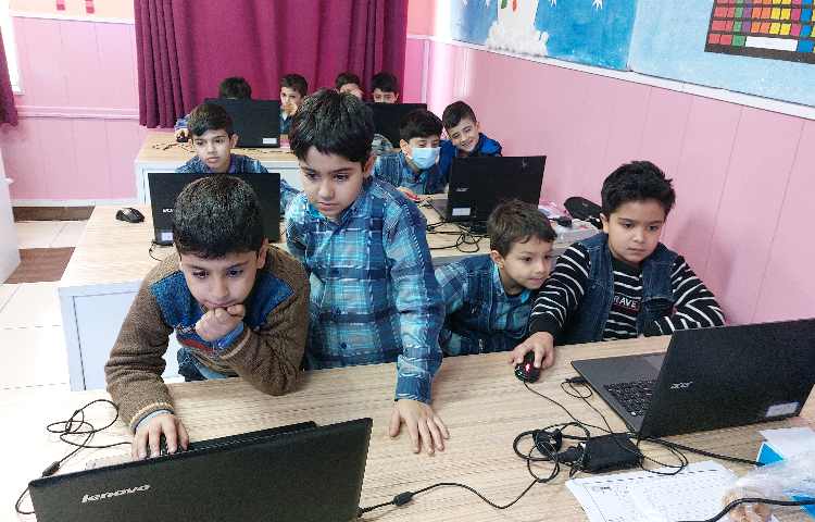 :رایانه، آموزش پاورپوینت، کلاس زمین 4