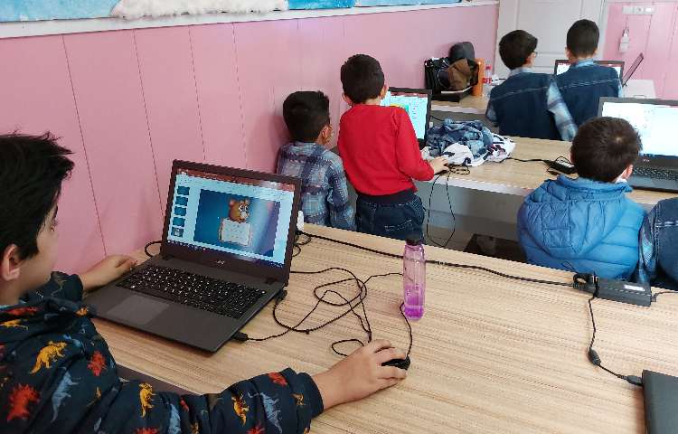 :رایانه، آموزش پاورپوینت، کلاس زمین 5