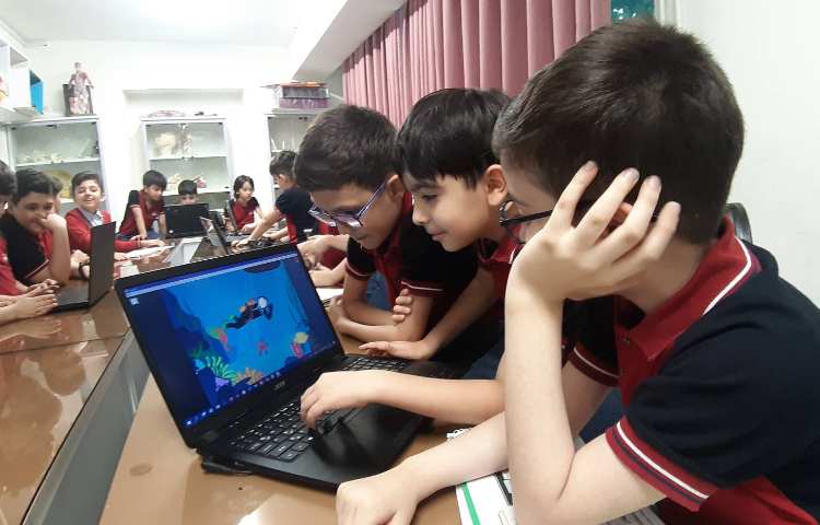 رایانه -آموزش پروژه ی زیر دریا و پرش 6