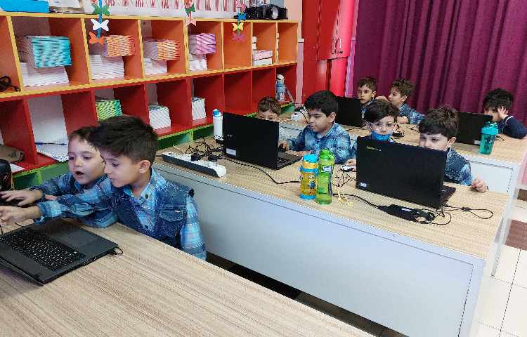 :رایانه، آموزش paint، کلاس توت فرنگی 3