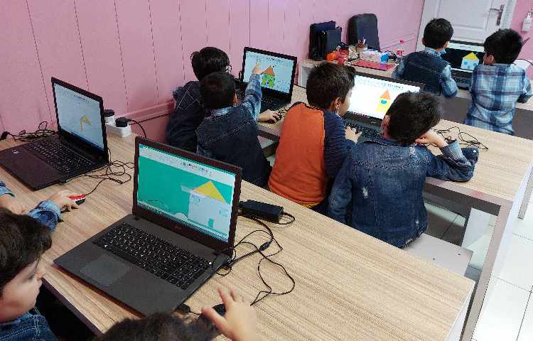 :رایانه، آموزش paint، کلاس توت فرنگی 7