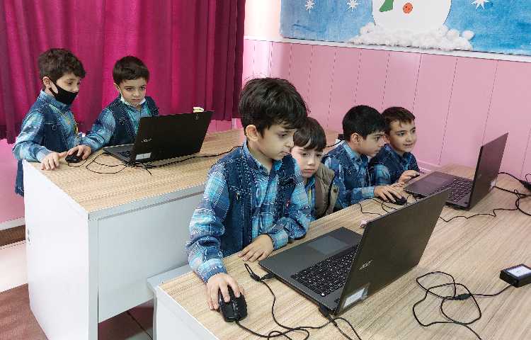 :رایانه، آموزش paint، کلاس سیب 2