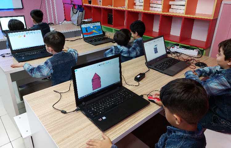 :رایانه، آموزش paint، کلاس سیب 6