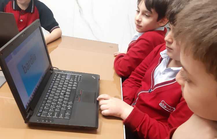 رایانه - ابزار page color در word 2