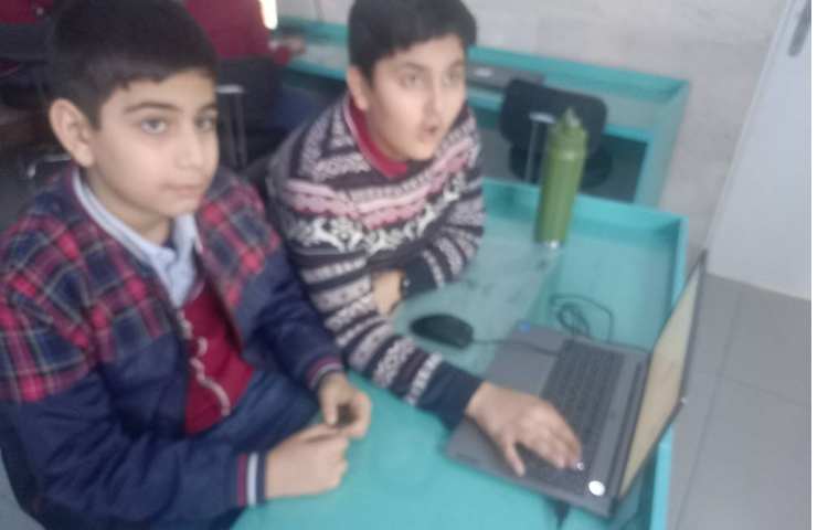 رایانه : اجرای پروژه مربع مارپیچ در اسکرچ 3