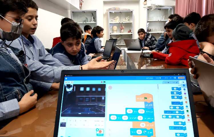 رایانه -انجام بازی بسکتبال در اسکرچ 3