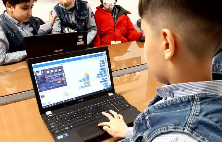 رایانه -انجام بازی بسکتبال در اسکرچ 4