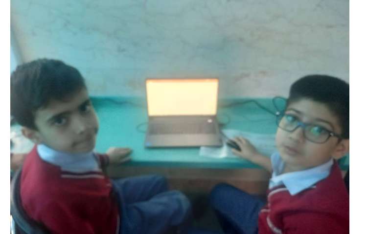 رایانه : انجام پروژه رسم نمودار در پاورپوینت کلاس سوم 1 4