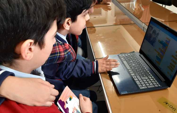 رایانه -انجام پروژه سوسک را بکش در اسکرچ 5