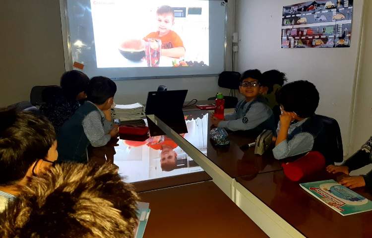 رایانه - تثبیت مفهوم ورودی خروجی با پخش کلیپ و همچنین پرسش و پاسخ دستگاه های ورودی و خروجی