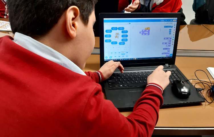 رایانه - ماشین حساب جدول ضرب در اسکرچ 2