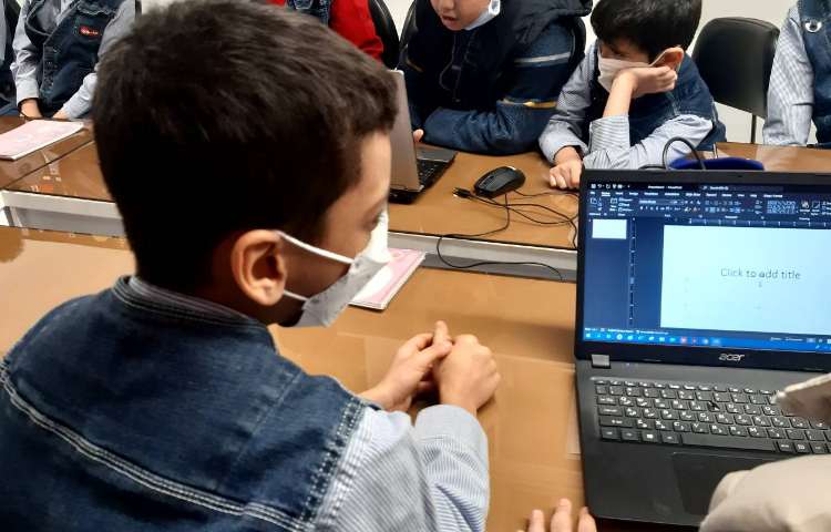 رایانه - کپی و انتقال اسلاید ها در پاورپوینت 1