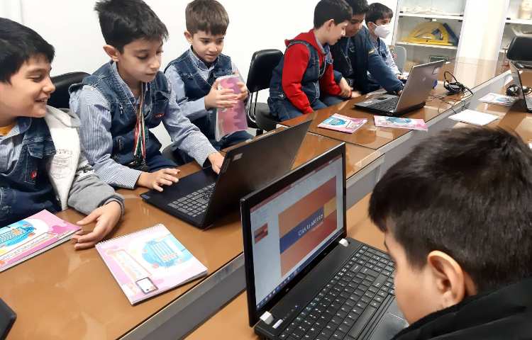 رایانه - کپی و انتقال اسلاید ها در پاورپوینت 3