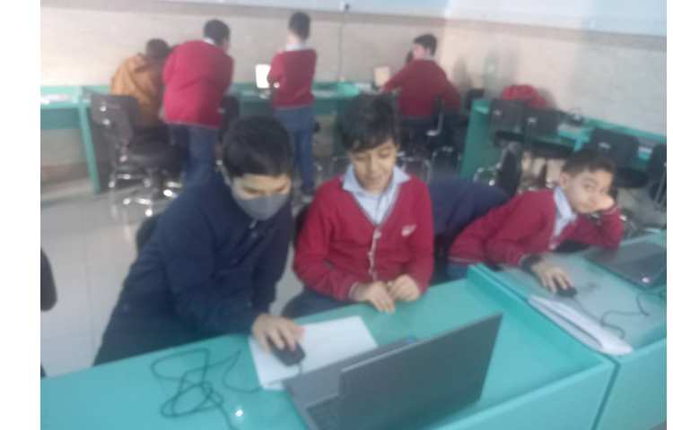 رایانه : یادگیری کاربرد بلوک بپرس و پاسخ و انجام پروژه ساخت ماشین حساب 2