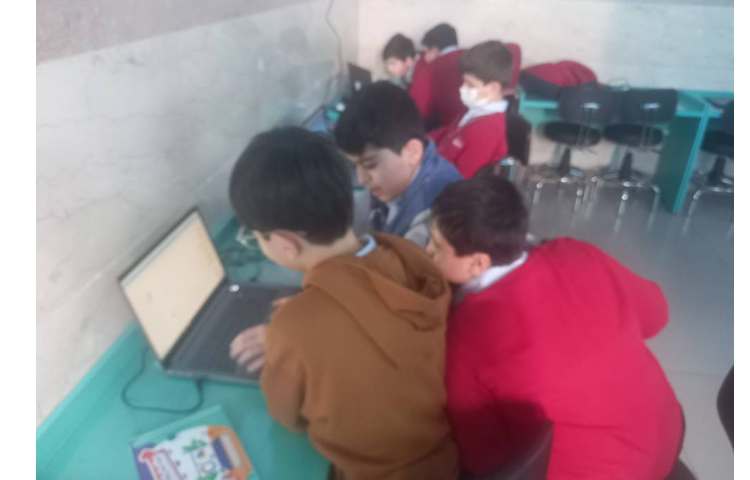 رایانه : یادگیری کاربرد بلوک بپرس و پاسخ و انجام پروژه ساخت ماشین حساب 4