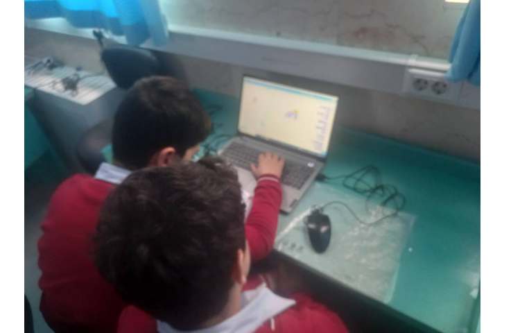 رایانه : یادگیری کاربرد بلوک بپرس و پاسخ و انجام پروژه ساخت ماشین حساب 7