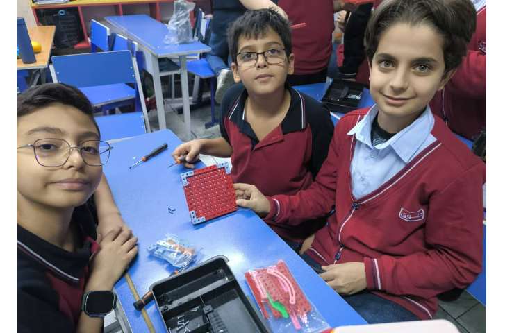 رباتیک : ادامه ساخت قاب عکس 1