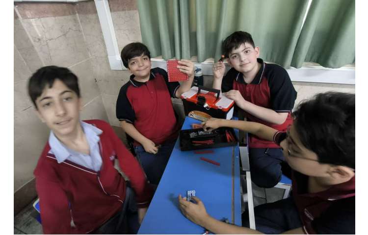 رباتیک : ادامه ساخت قاب عکس 3